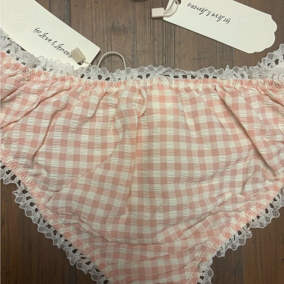 NWT for love and lemons pink gingham lingerie set - Picture 10 of 16